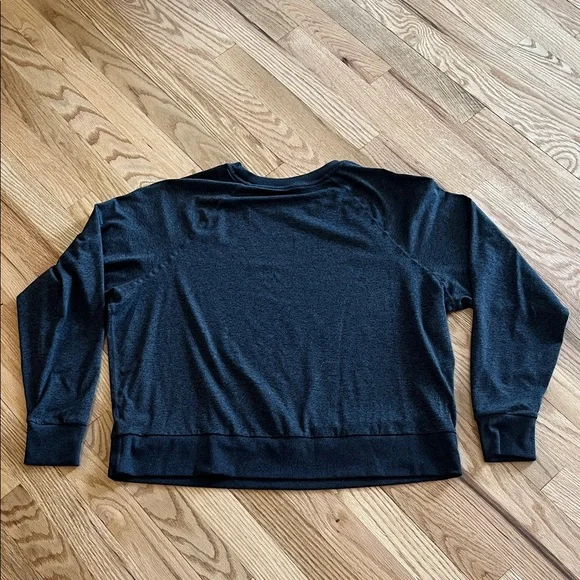 Vuori Charcoal Heather Halo Crew Sweatshirt - Picture 5 of 5